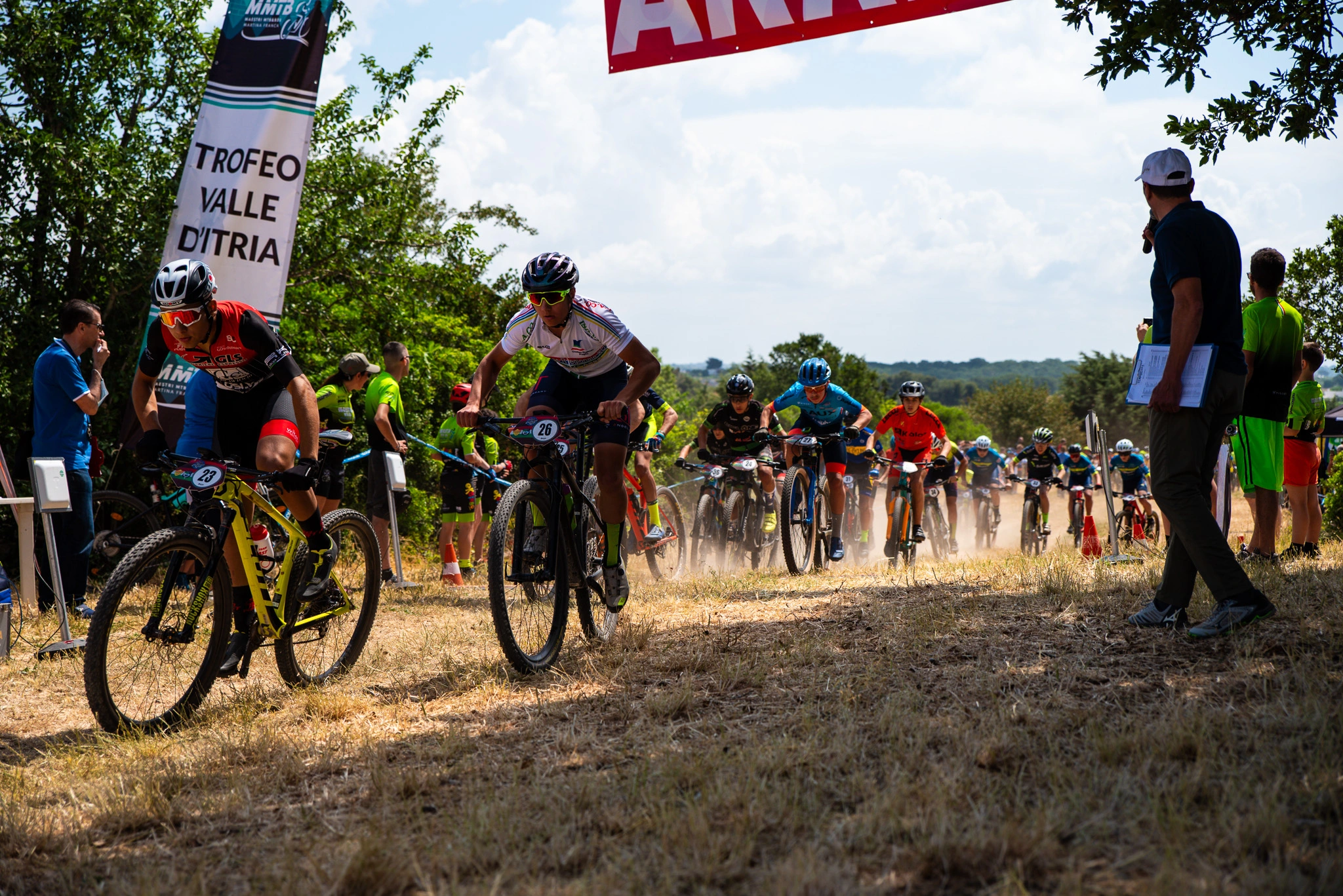 Allievi della scuola Maestri MTB e BDS in mountain bike